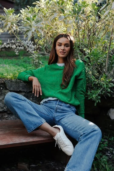 Perfect White Tee Ziggy Grass Green Pullover