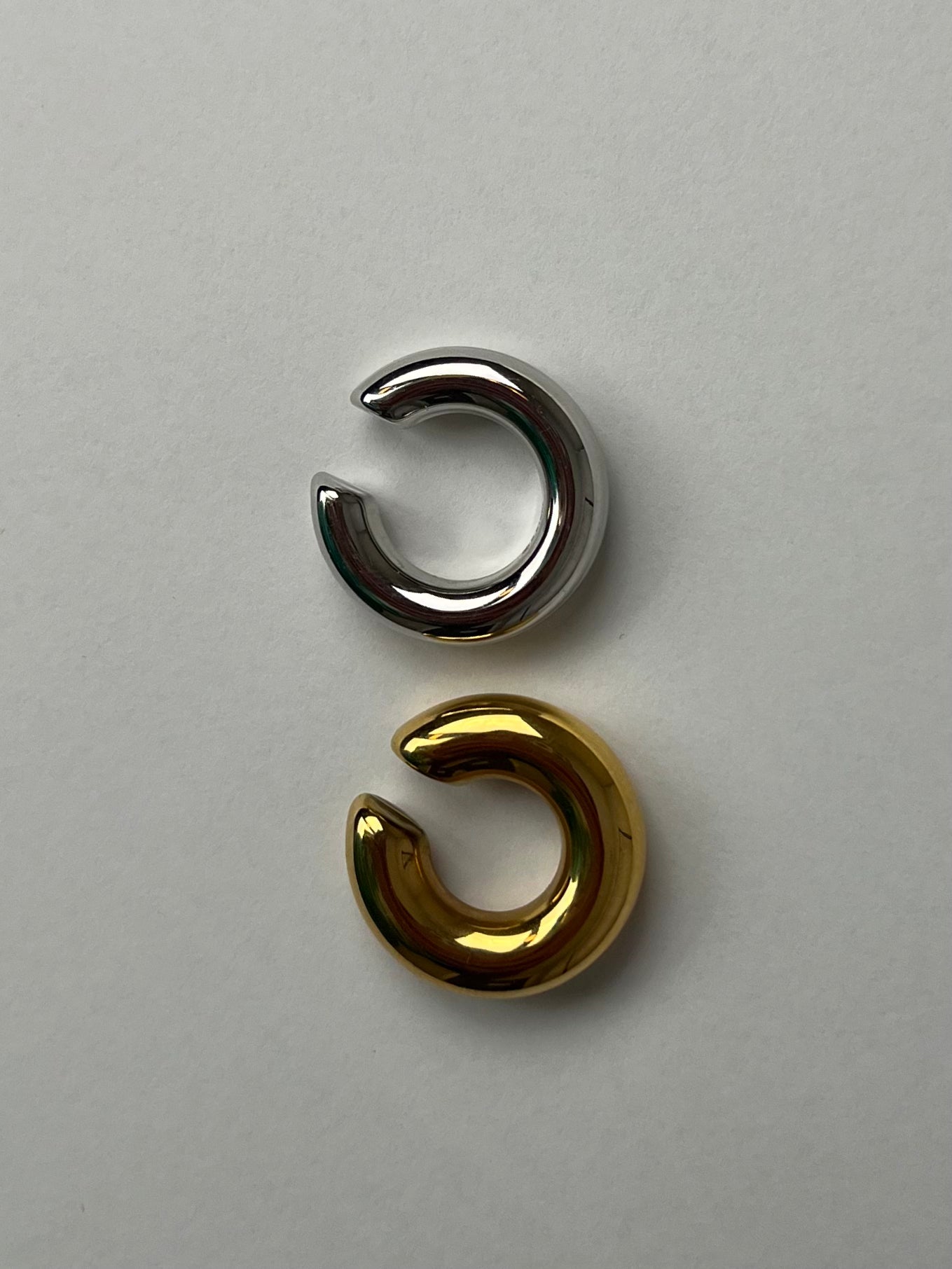 18K Gold-Plated Chunky Ear Cuff — Waterproof & Tarnish-Resistant